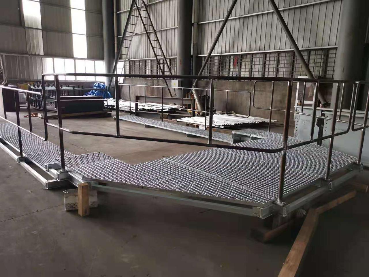 Steel bridge platform - Fabricating facilities