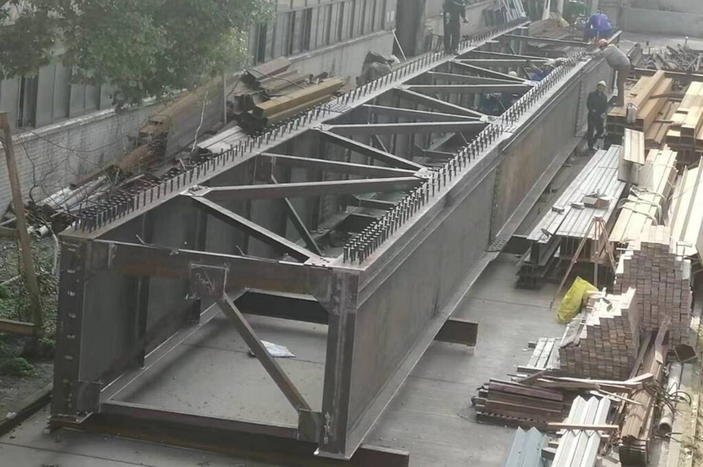 Fabricated steel bridge girder